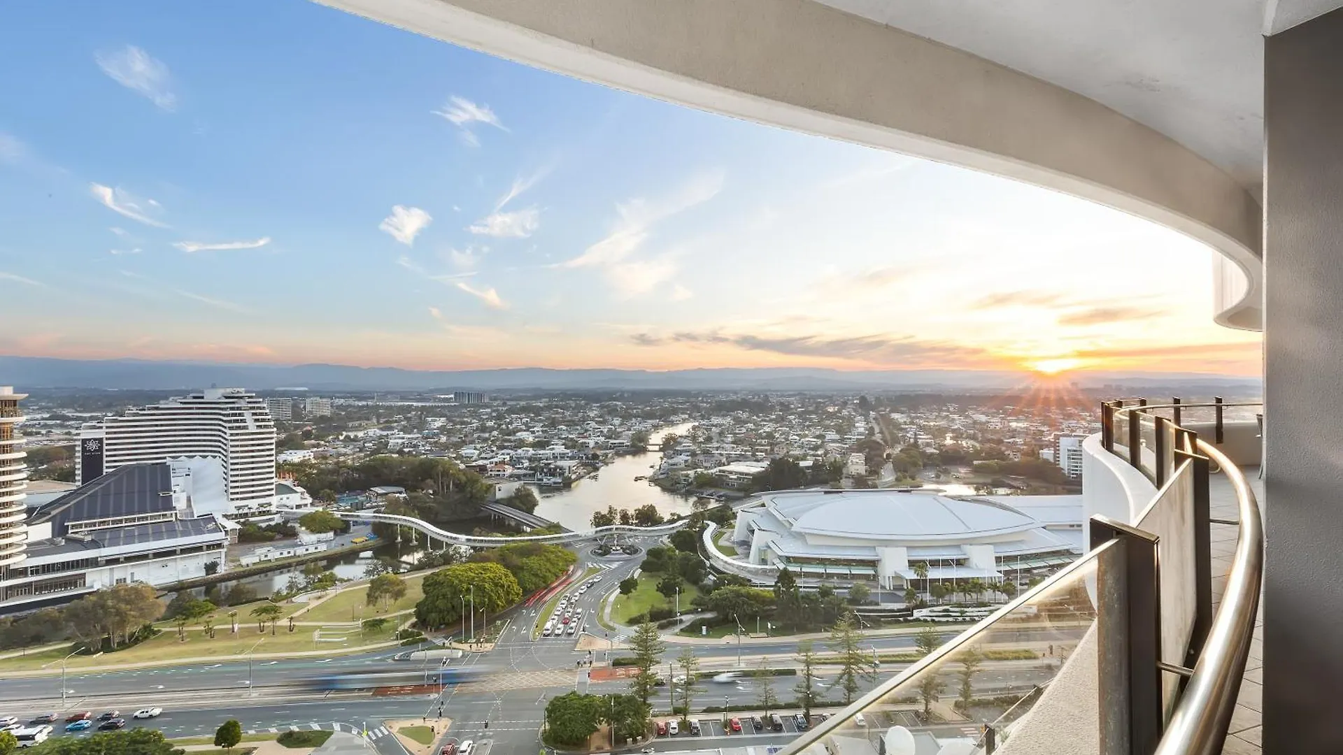 The Wave 2404 Daire Gold Coast Avustralya